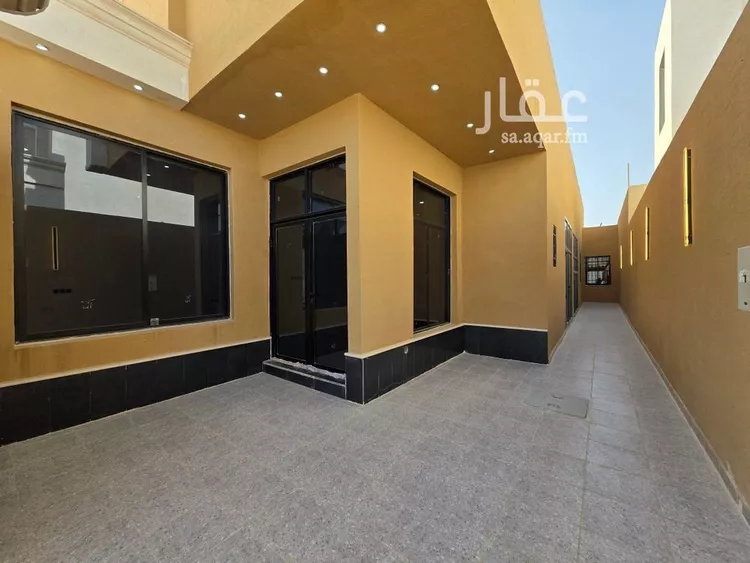 دور للبيع في شارع أوس بن المنذر الأنصاري, حي الجنادرية, مدينة الرياض, منطقة الرياض صورة 2