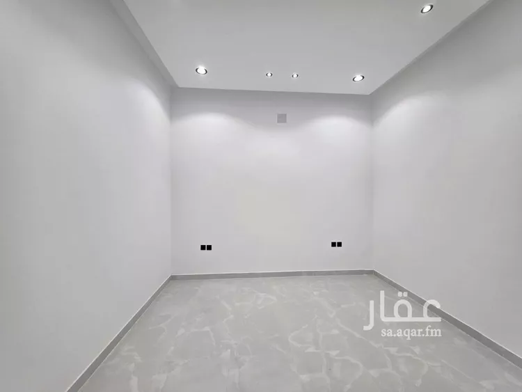 Floor for Sale in Riyadh Al Janadriyah صورة 3