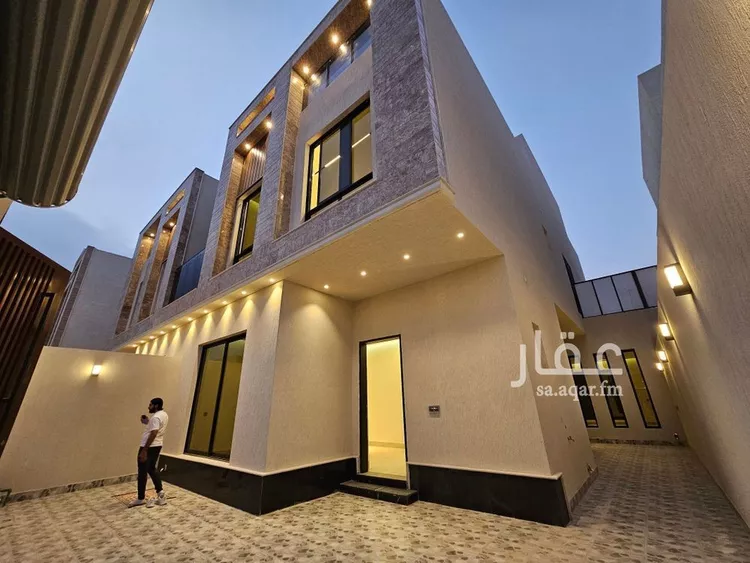 فيلا للبيع في شارع وادي الساحل, حي الرمال, مدينة الرياض, منطقة الرياض صورة 2