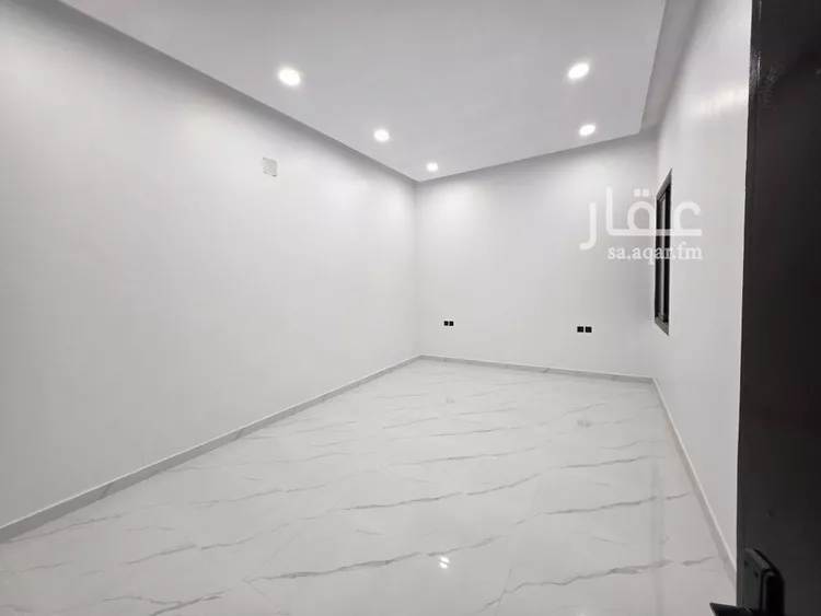 Floor for Sale in Riyadh Al Janadriyah صورة 3