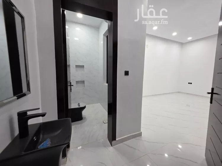 Floor for Sale in Riyadh Al Janadriyah صورة 5