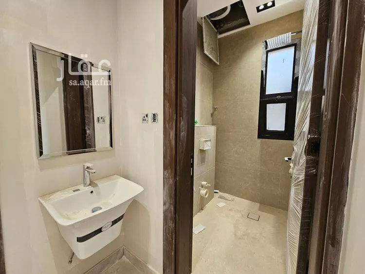 دور للبيع في شارع يحيى بن القاسم, حي الرمال, مدينة الرياض, منطقة الرياض صورة 5