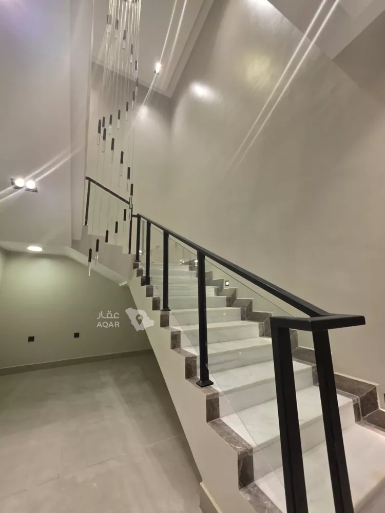 فيلا للبيع في شارع رقم 379, حي المونسية, مدينة الرياض, منطقة الرياض 10