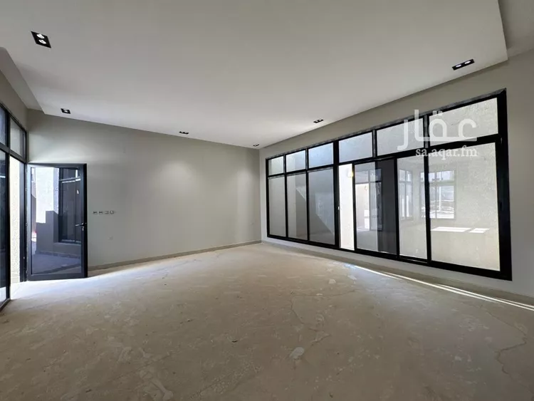 فيلا للبيع في شارع وادي الساحل, حي الرمال, مدينة الرياض, منطقة الرياض صورة 2