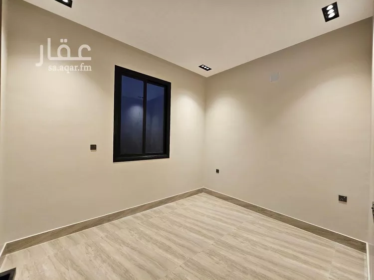 فيلا للبيع في شارع وادي الساحل, حي الرمال, مدينة الرياض, منطقة الرياض صورة 4