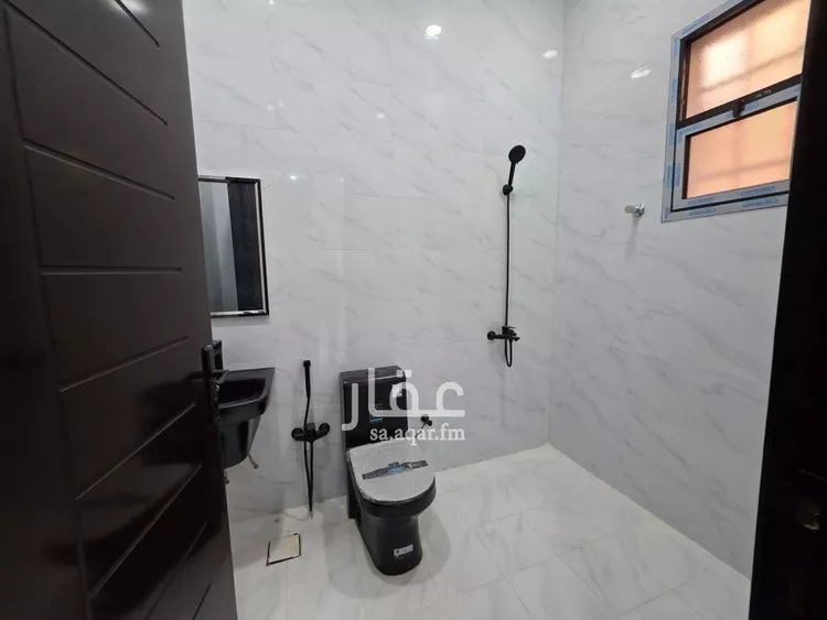 Floor for Sale in Riyadh Al Janadriyah صورة 2