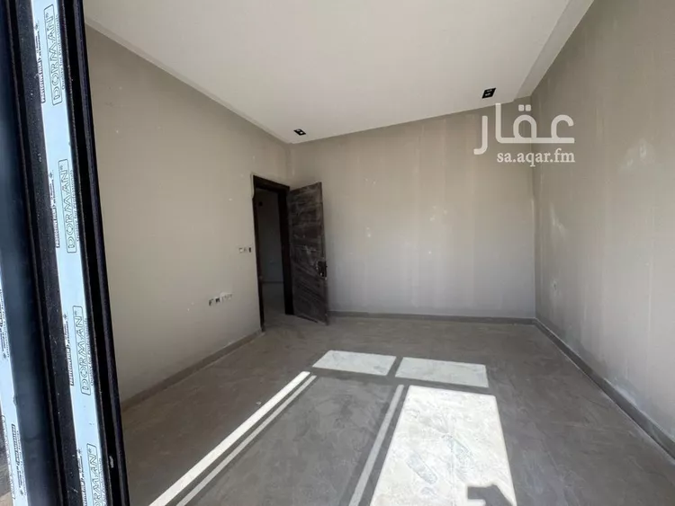 دور للبيع في شارع يحيى بن القاسم, حي الرمال, مدينة الرياض, منطقة الرياض صورة 3