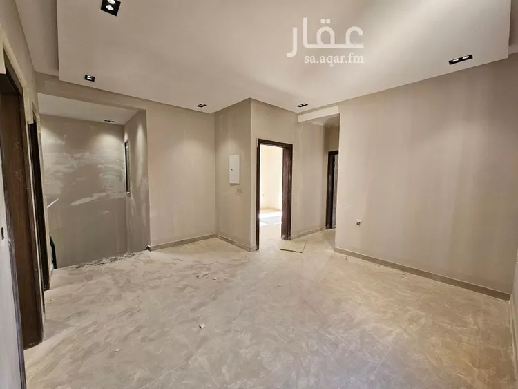 دور للبيع في شارع يحيى بن القاسم, حي الرمال, مدينة الرياض, منطقة الرياض صورة 3