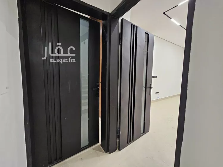 دور للبيع في شارع الشربة, حي المعيزيلة, مدينة الرياض, منطقة الرياض صورة 2