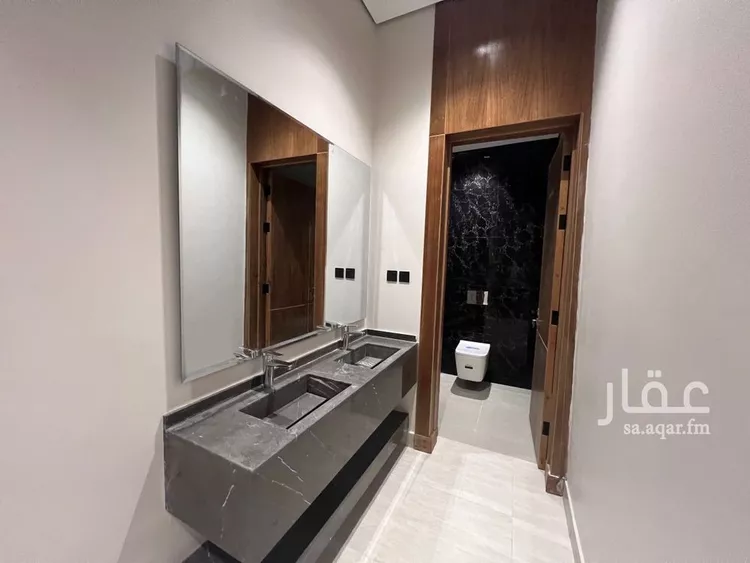 فيلا للبيع في شارع شارع وادي الساحل, حي الرمال, مدينة الرياض, منطقة الرياض صورة 4