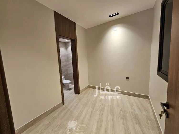 فيلا للبيع في شارع وادي الساحل, حي الرمال, مدينة الرياض, منطقة الرياض صورة 5