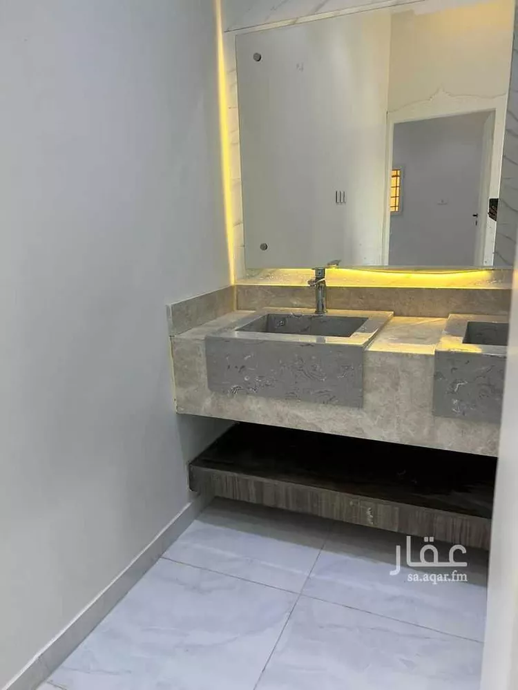 فيلا للبيع في شارع 2586437, حي الفيصلية, مدينة حفر الباطن, المنطقة الشرقية صورة 2