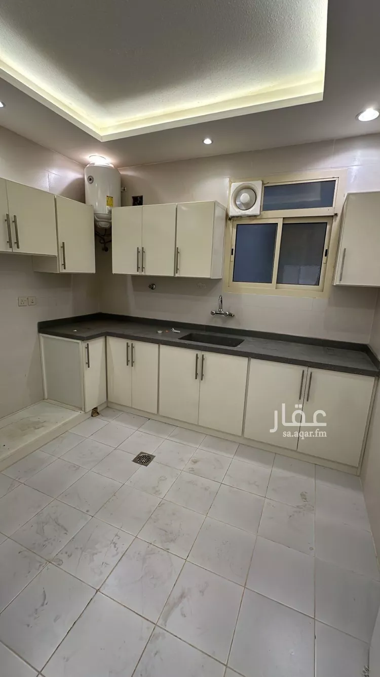 شقة للإيجار في شارع الأمير عبدالله بن سعود بن عبدالله صنيت, حي الصحافة, مدينة الرياض, منطقة الرياض صورة 4