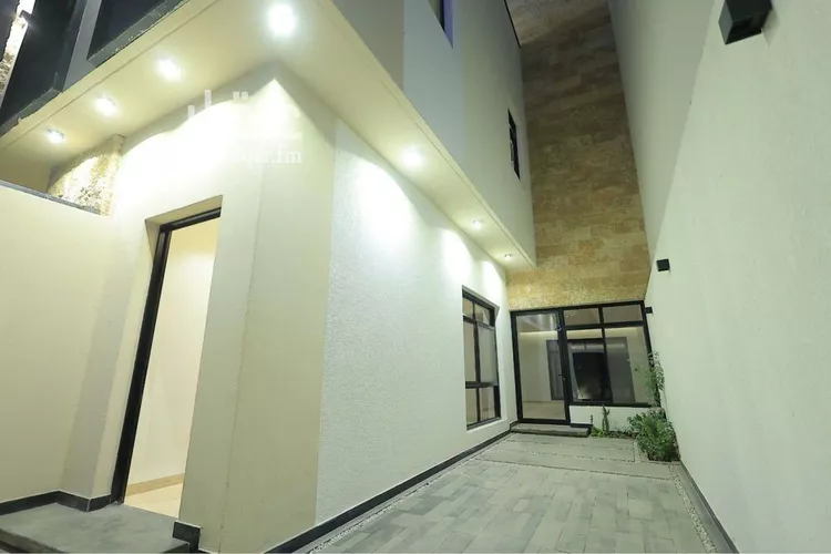 دور للبيع في شارع العبادية, حي الربيع, مدينة الرياض, منطقة الرياض صورة 2