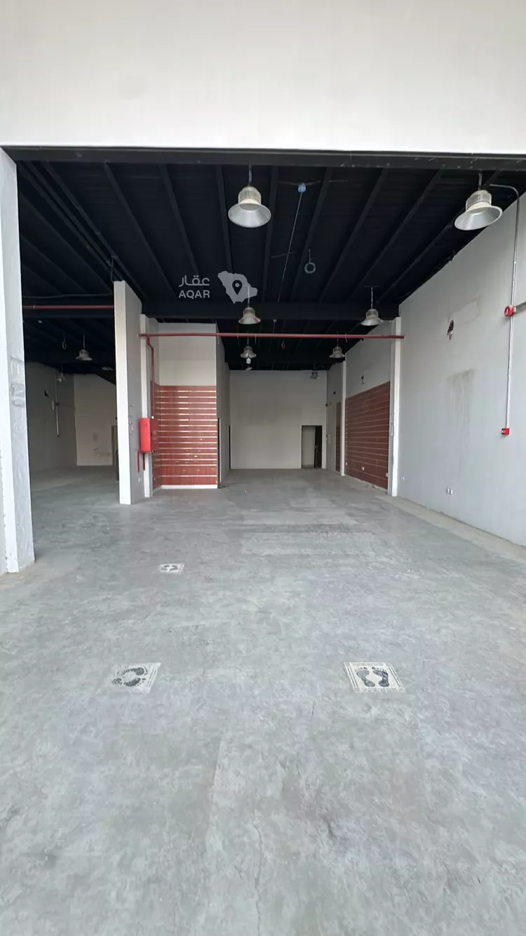 Shop for Rent in Riyadh Al Malqa 3