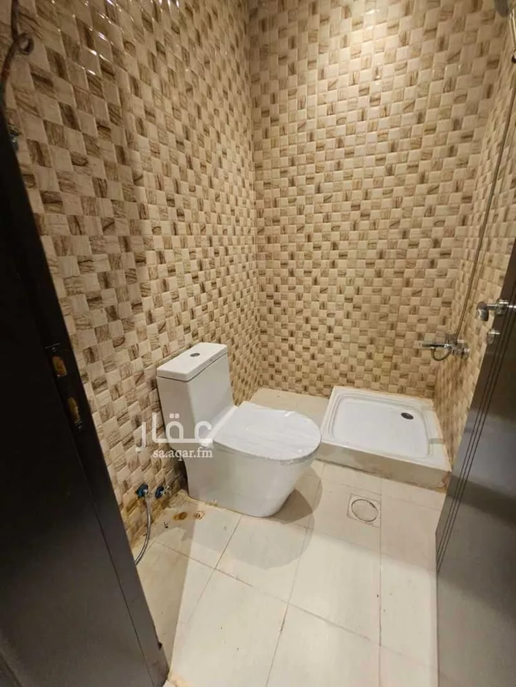 Floor for Rent in Riyadh An Narjis 20