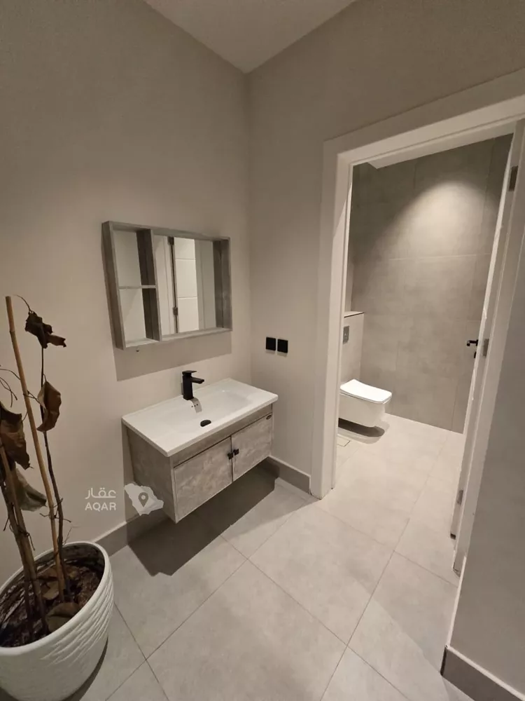 Floor for Rent in Riyadh Al Yasmin 6