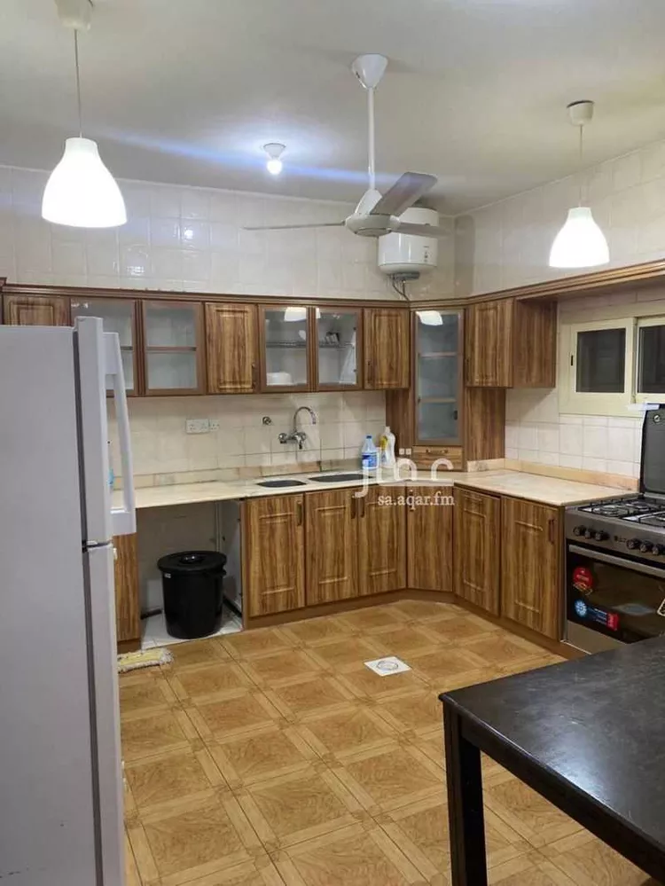 شقة للإيجار في شارع ابي عبدالله الوراق, حي شمال تندحة, مدينة خميس مشيط, منطقة عسير صورة 2