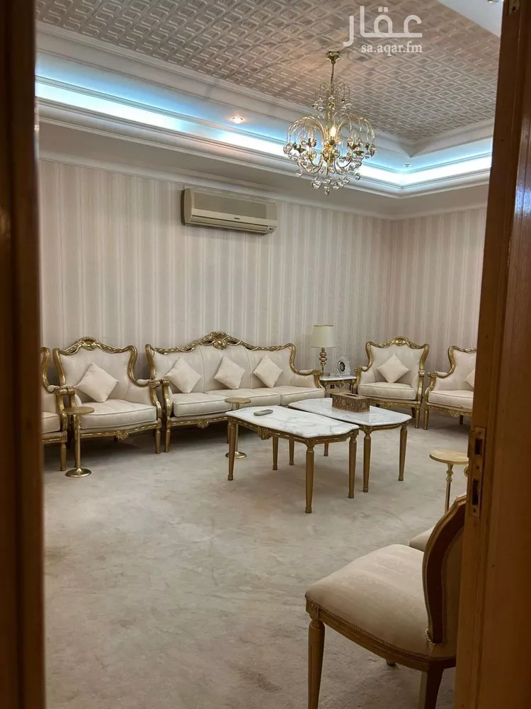 فيلا للبيع في شارع ابن فضلان, حي النفل, مدينة الرياض, منطقة الرياض صورة 3