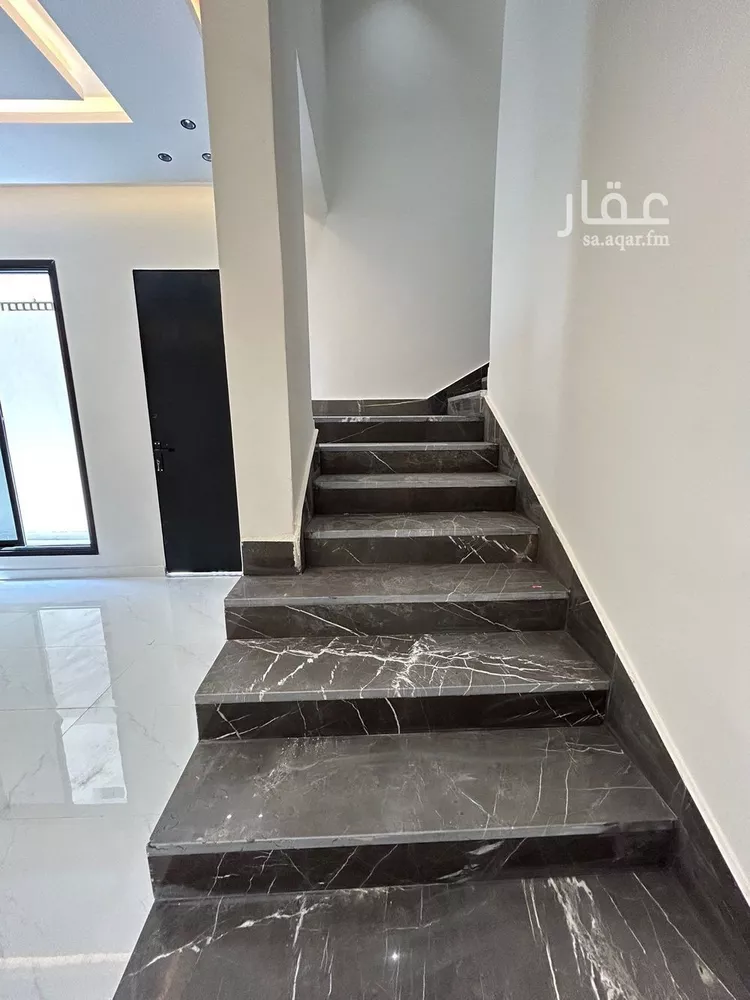 Villa for Sale in Riyadh Al Janadriyah 10