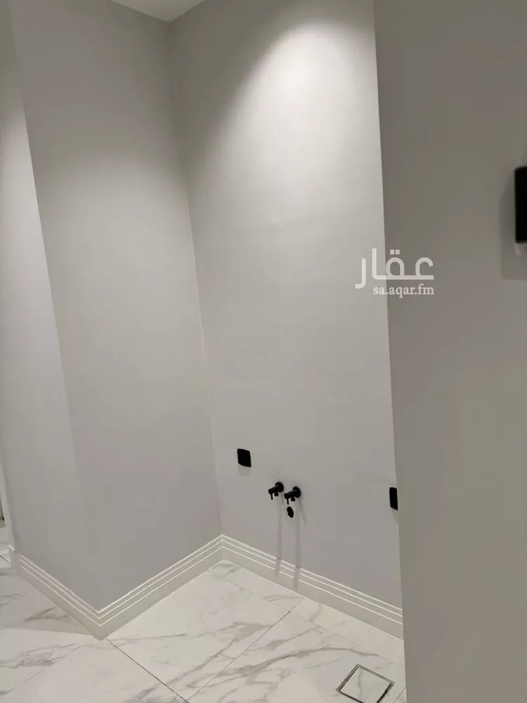 شقة للبيع في شارع محمد بن عبدالعزيز الدغيثر, حي الملقا, مدينة الرياض, منطقة الرياض صورة 2