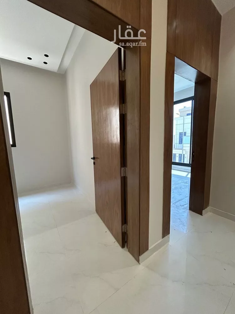 Villa for Sale in Riyadh Al Janadriyah 15