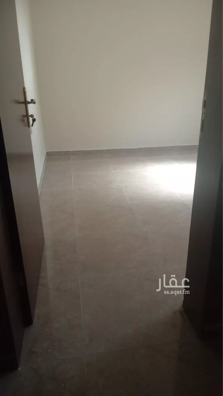 شقة للإيجار في شارع البحر الميت, حي إشبيلية, مدينة الرياض, منطقة الرياض