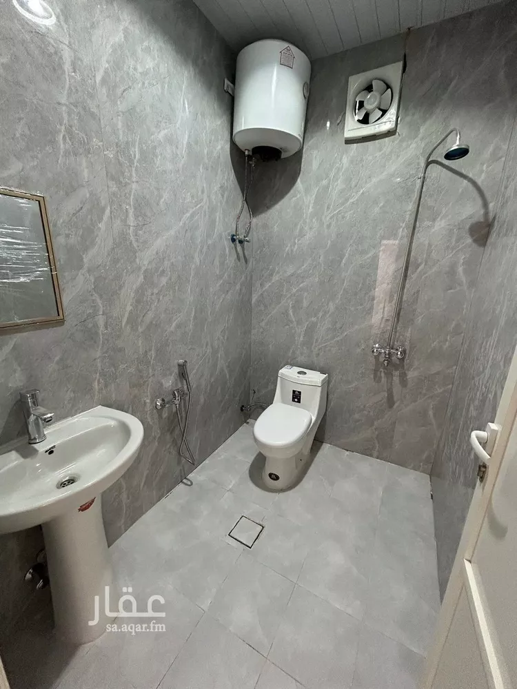 غرفة للإيجار في شارع حسن ابن حسين ابن علي, حي الحمراء, مدينة الرياض, منطقة الرياض