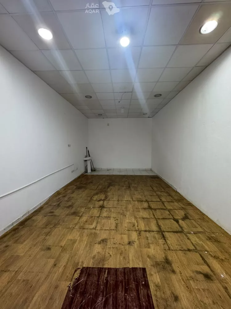 Shop for Rent in Riyadh Al Andalus صورة 4