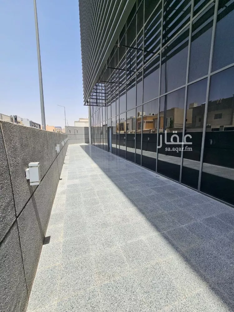 مكتب تجاري للإيجار في شارع انس بن مالك, حي الملقا, مدينة الرياض, منطقة الرياض صورة 2