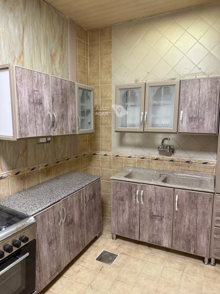 شقة للإيجار في شارع البيان, حي الشفاء, مدينة الرياض, منطقة الرياض 7