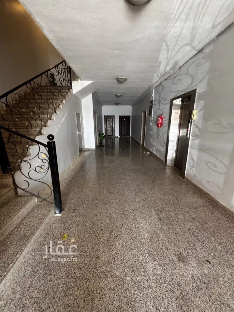 شقة للإيجار في شارع القريتين, حي غرناطة, مدينة الرياض, منطقة الرياض 7