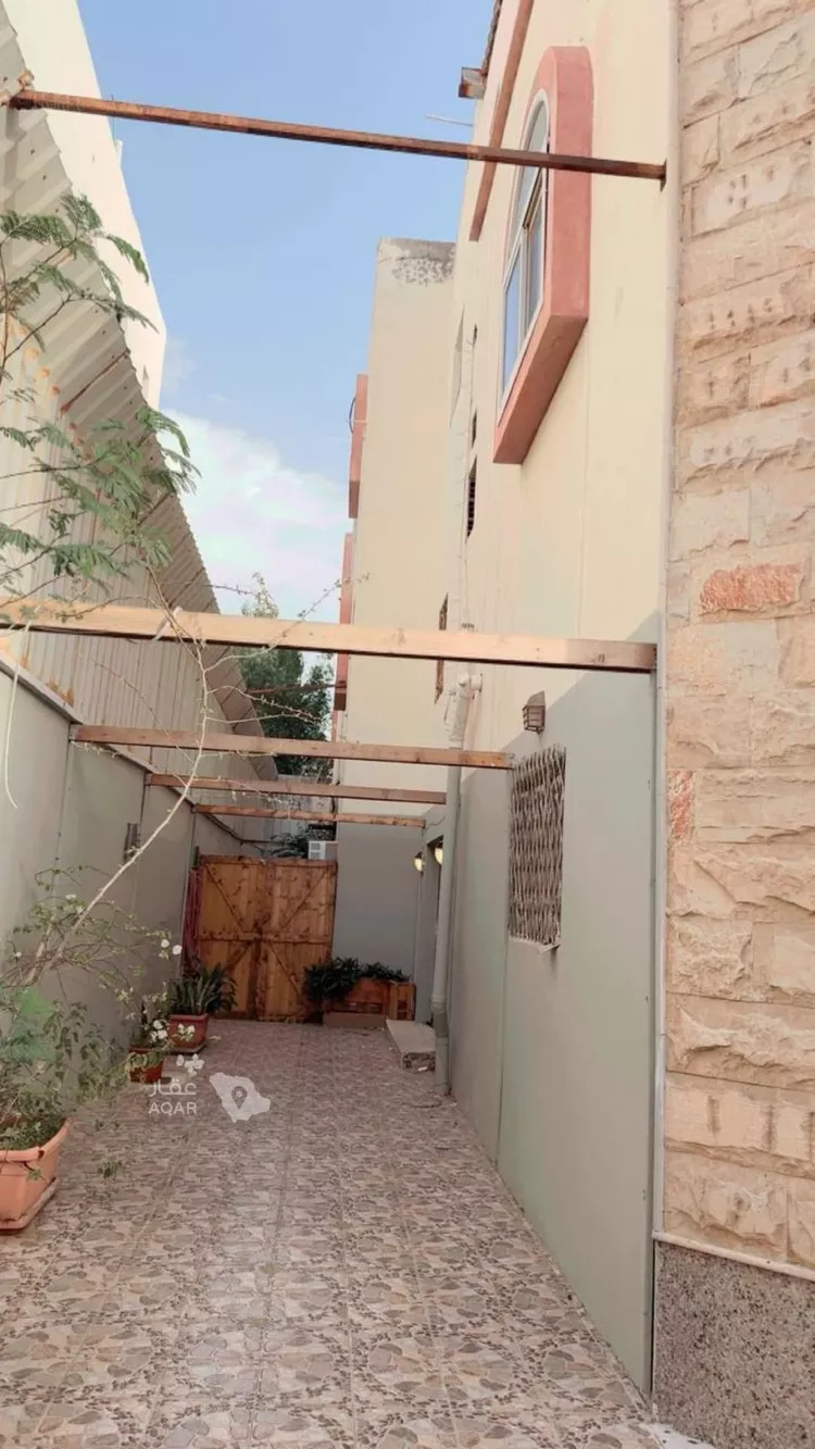 فيلا للبيع في شارع ابراهيم بن هشام بن اسماعيل, حي الشراع, مدينة جدة, منطقة مكة المكرمة 3