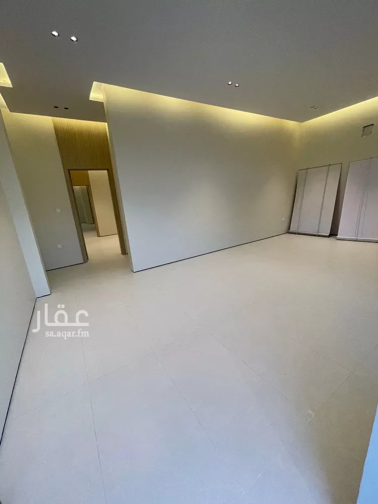 فيلا للبيع في شارع المغيره ابن شعبه, حي الصواري, مدينة الخبر, المنطقة الشرقية صورة 4