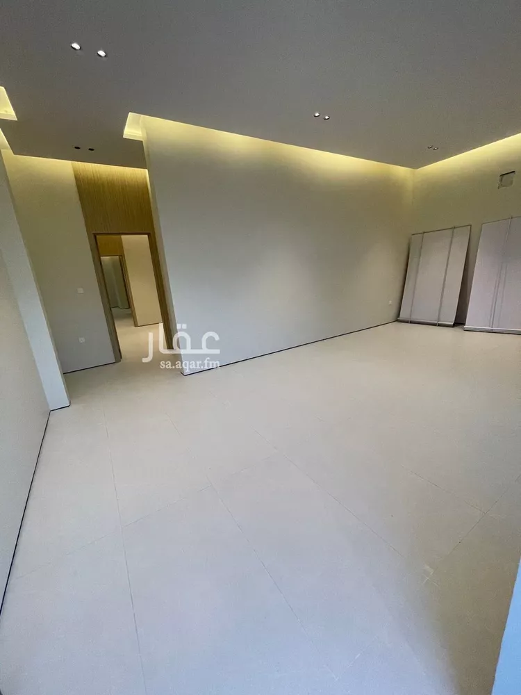 فيلا للبيع في شارع المغيره ابن شعبه, حي الصواري, مدينة الخبر, المنطقة الشرقية صورة 2