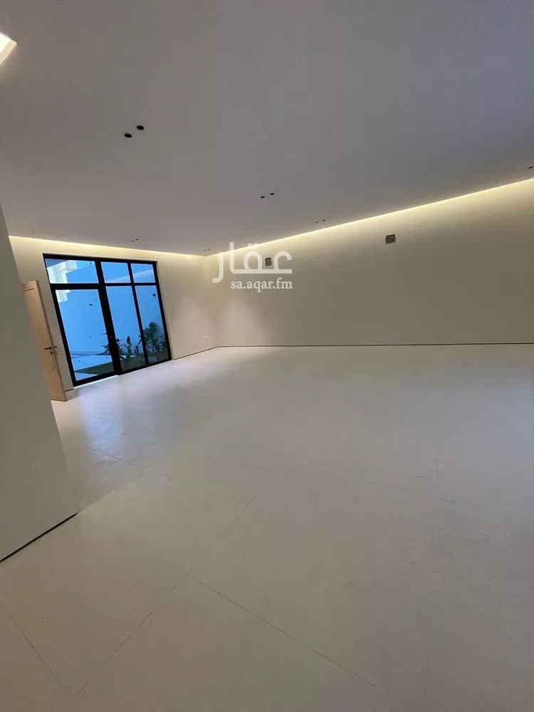 فيلا للبيع في شارع المغيره ابن شعبه, حي الصواري, مدينة الخبر, المنطقة الشرقية صورة 4