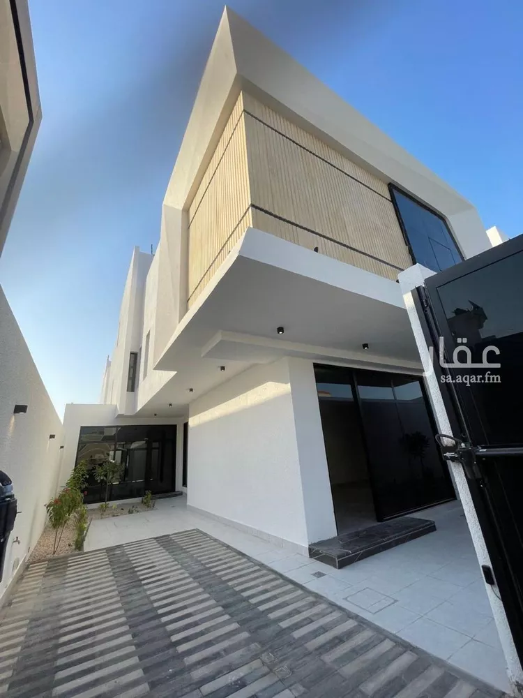 فيلا للبيع في شارع المغيره ابن شعبه, حي الصواري, مدينة الخبر, المنطقة الشرقية صورة 2