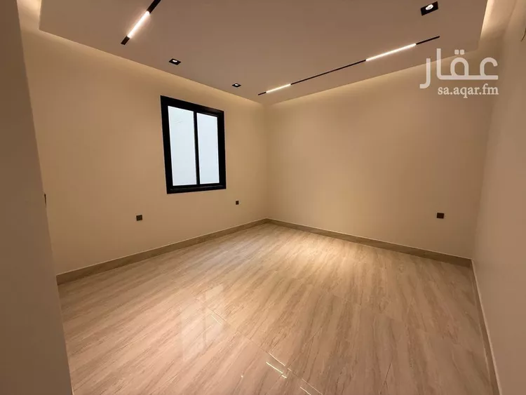 فيلا للبيع في شارع صلاح الدين الصفدي, حي الرمال, مدينة الرياض, منطقة الرياض صورة 2