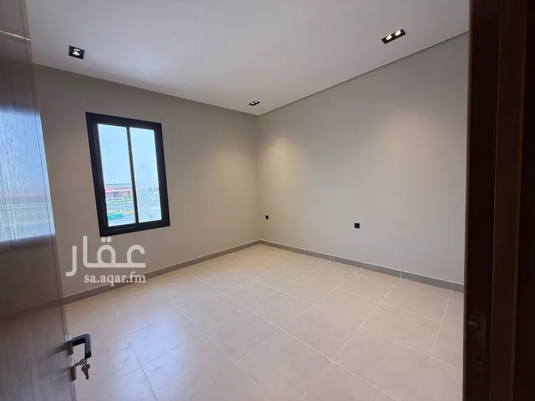 دور للبيع في شارع نويعمه, حي اليرموك, مدينة الرياض, منطقة الرياض 8