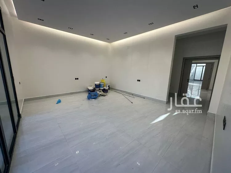 دور للبيع في شارع أحمد الدقاق, حي الرمال, مدينة الرياض, منطقة الرياض صورة 2