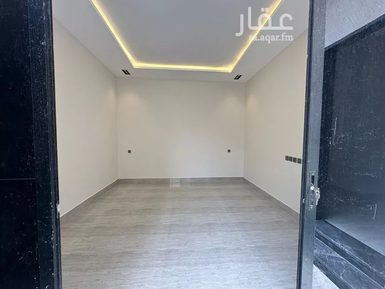 دور للبيع في شارع يونس الرشيدي, حي الرمال, مدينة الرياض, منطقة الرياض صورة 2