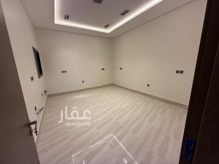 فيلا للبيع في شارع شارع وادي الساحل, حي الرمال, مدينة الرياض, منطقة الرياض صورة 2