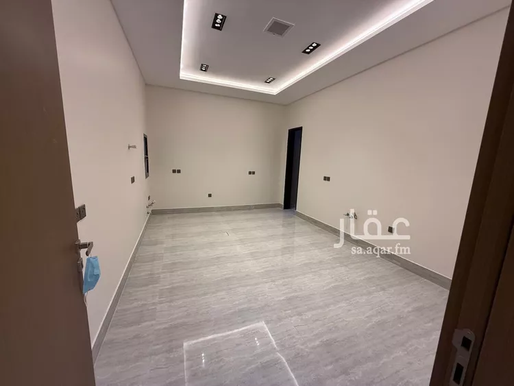 فيلا للبيع في شارع أحمد بن أصبغ, حي الرمال, مدينة الرياض, منطقة الرياض صورة 3