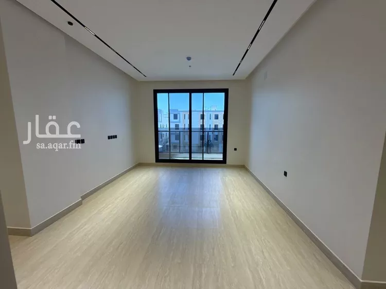 شقة للبيع في شارع مطلق بن صالح بن مطلق, حي إشبيلية, مدينة الرياض, منطقة الرياض 8