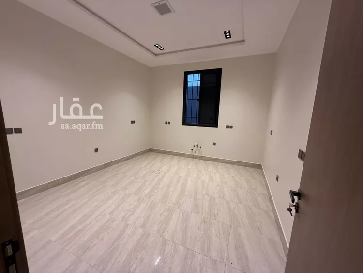 فيلا للبيع في شارع الحسين الغساني, حي الرمال, مدينة الرياض, منطقة الرياض صورة 4