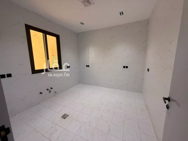 دور للبيع في شارع سليمان الحميضي, حي الجنادرية, مدينة الرياض, منطقة الرياض صورة 2