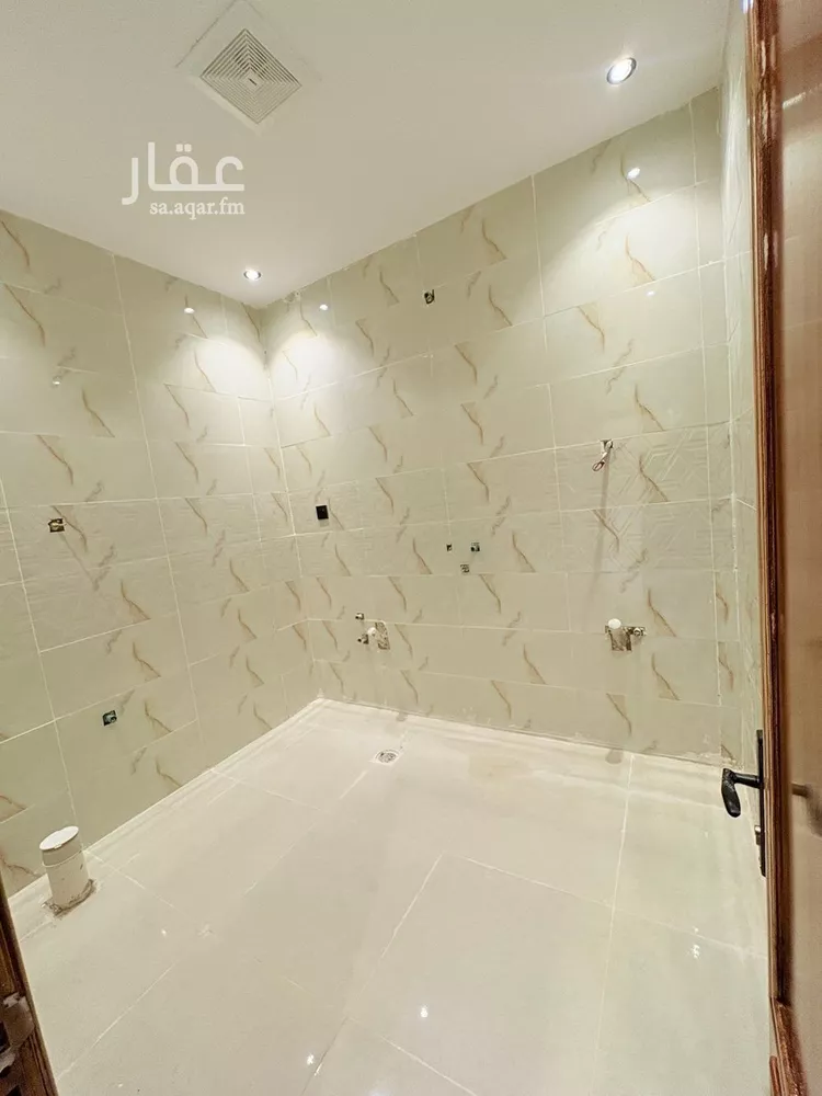 فيلا للإيجار في شارع أبي عبدالله الجناني, حي اليرموك, مدينة الرياض, منطقة الرياض صورة 5
