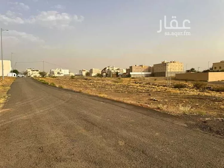 أرض للبيع في شارع بدون, حي مرحبين, مدينة سراة عبيدة, منطقة عسير صورة 3