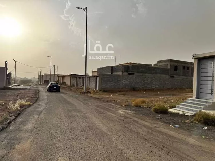 أرض للبيع في شارع بدون, حي مرحبين, مدينة سراة عبيدة, منطقة عسير صورة 3