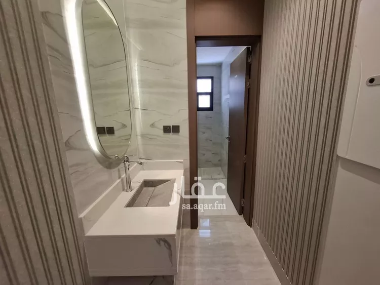 فيلا للبيع في شارع سعيد بن نفيل, حي الرمال, مدينة الرياض, منطقة الرياض
